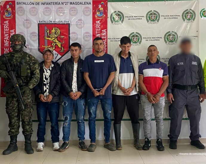 Con base en los elementos probatorios recopilados, un juez de control de garantías dictó medida de aseguramiento intramural.