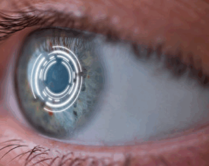 Lentes de contacto que permiten ver en la oscuridad