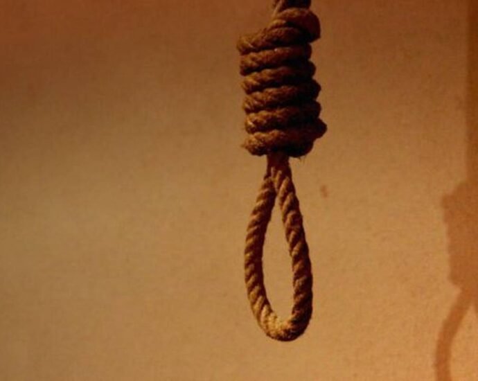 Autoridades investigan el hallazgo de una menor sin vida en el barrio Las Rioja de Neiva. El caso está en verificación.