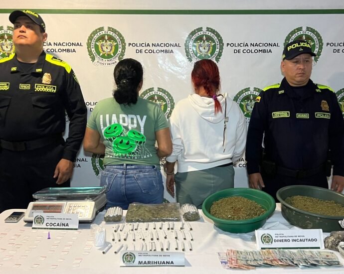 Microtráfico en Neiva: capturan dos mujeres en Villa Nazareth con droga, dinero y elementos usados para su comercialización.