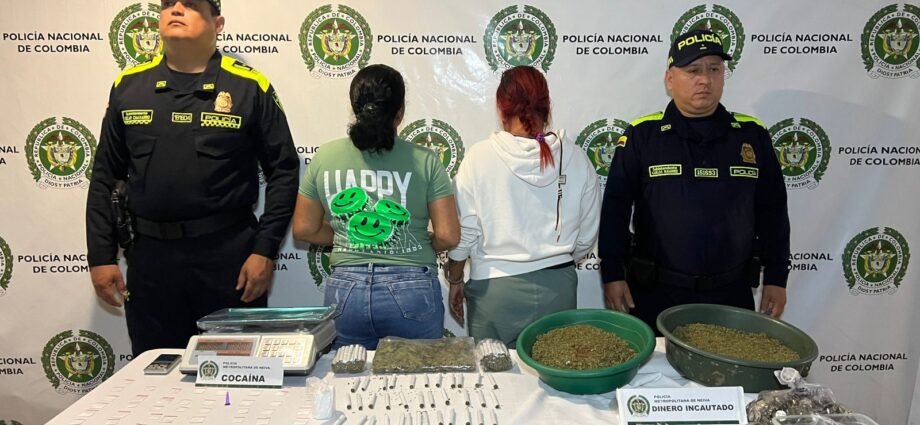 Microtráfico en Neiva: capturan dos mujeres en Villa Nazareth con droga, dinero y elementos usados para su comercialización.