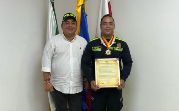 Polémica salida del comandante de Policía de Aipe desata críticas