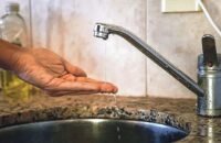 Completa 24 horas suspensión de agua en oriente de Neiva
