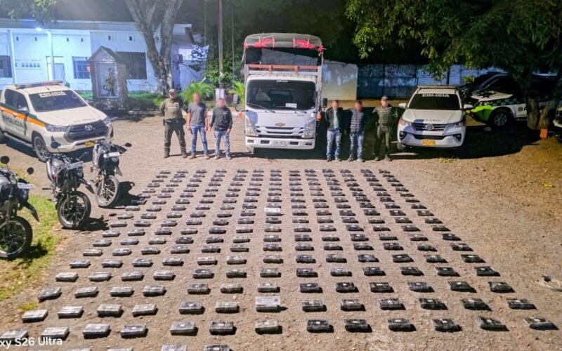 Incautan millonario cargamento de cocaína en Huila