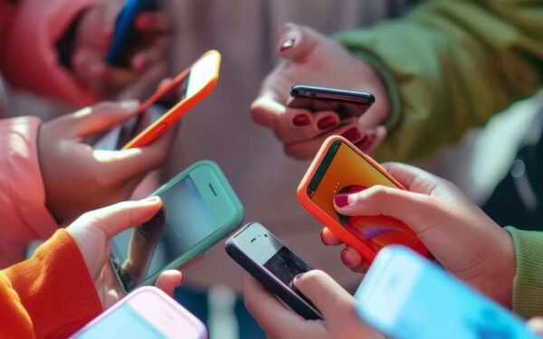 Corte protege cuentas en redes sociales