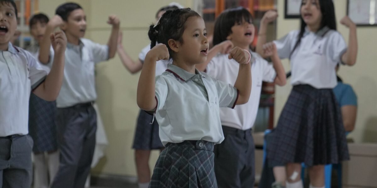 Neiva fortalece calidad académica libros y talleres pedagógicos
