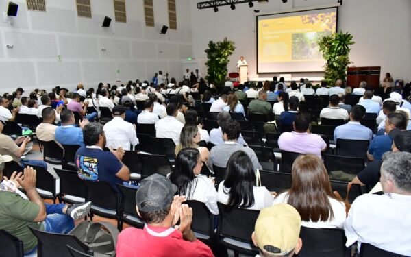 Pasión Pasifloras reunió a más de 300 asistentes en Neiva