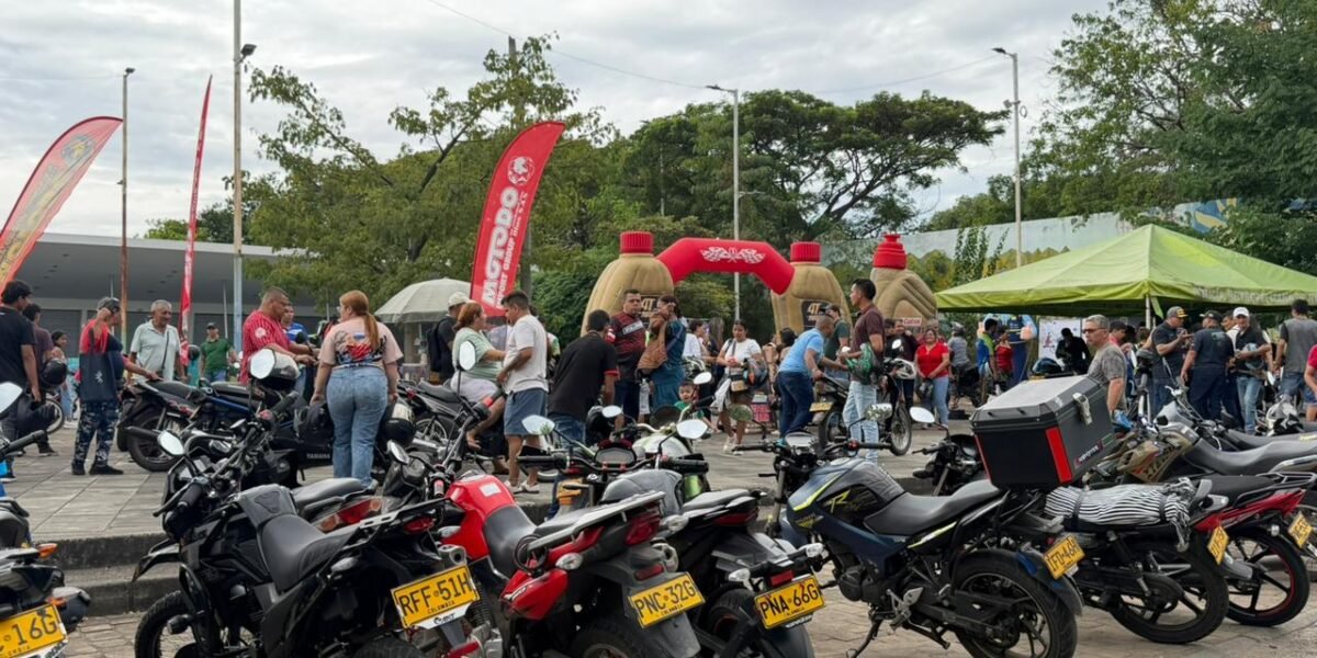 ‘Luces por la Vida’ reunió a motociclistas en Neiva