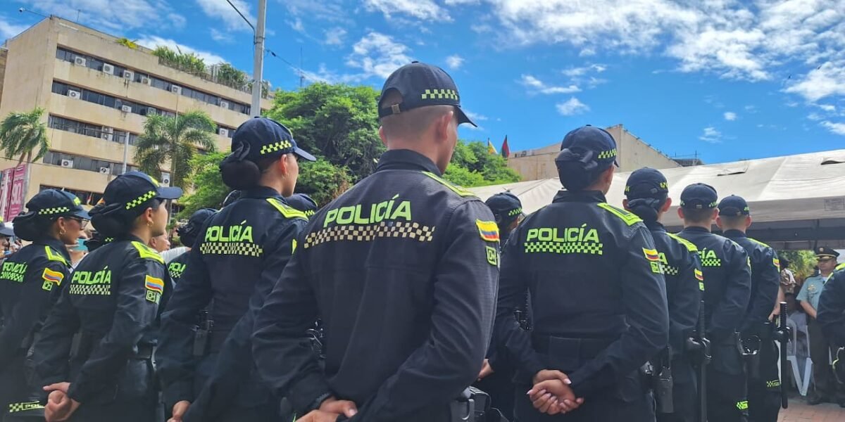 Neiva fortalece seguridad con 30 nuevos policías