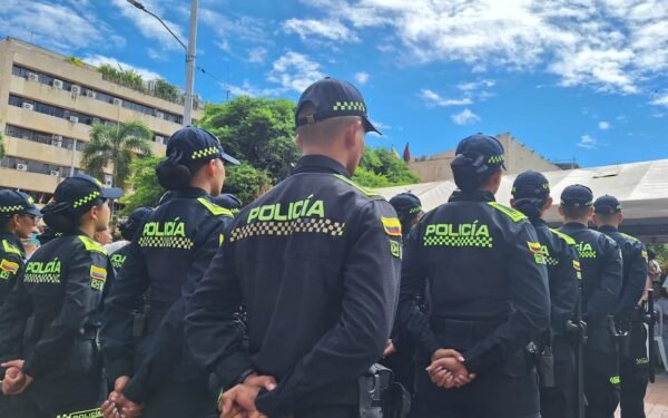 Neiva fortalece seguridad con 30 nuevos policías