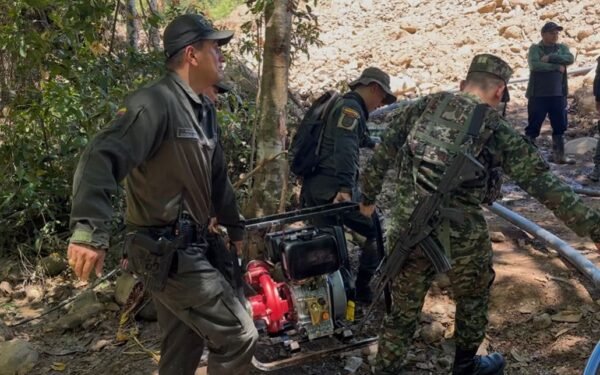 Ejército destruyó mina ilegal en Tolima