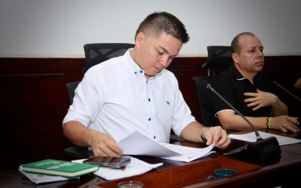 Asamblea del Huila aprobó incremento salarial en la Contraloría