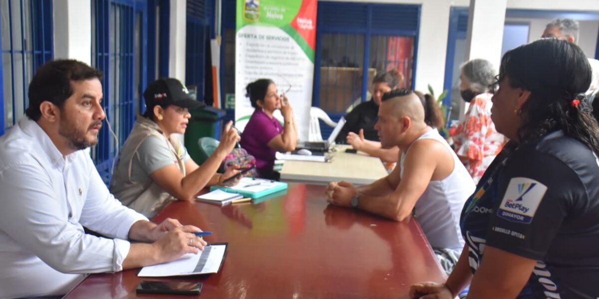 Neivanos recibieron atención jurídica gratuita