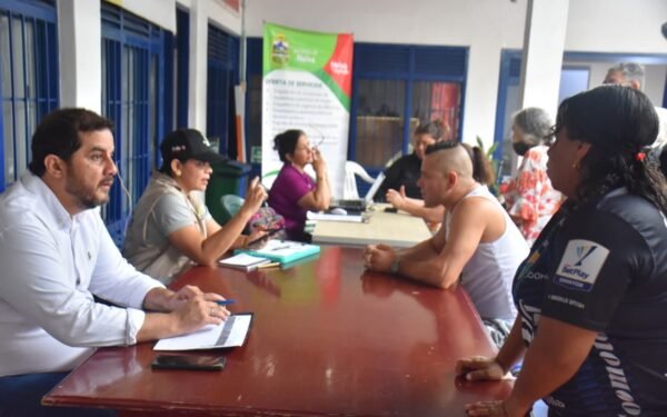 Neivanos recibieron atención jurídica gratuita