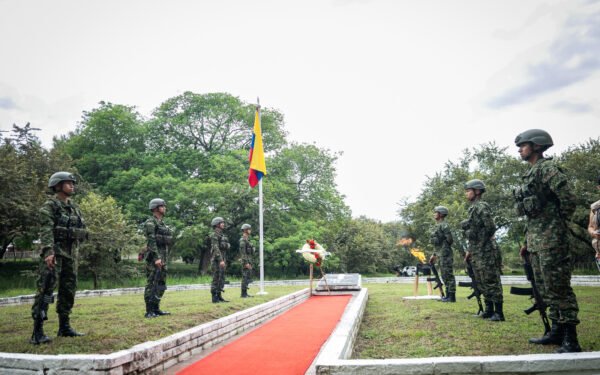 Cementerio Militar honra a héroes huilenses