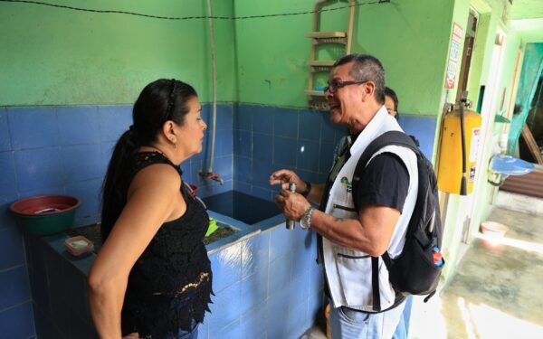 Neiva refuerza lucha contra el dengue