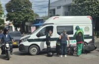 Mujer resultó herida tras chocar con una patrulla en Neiva
