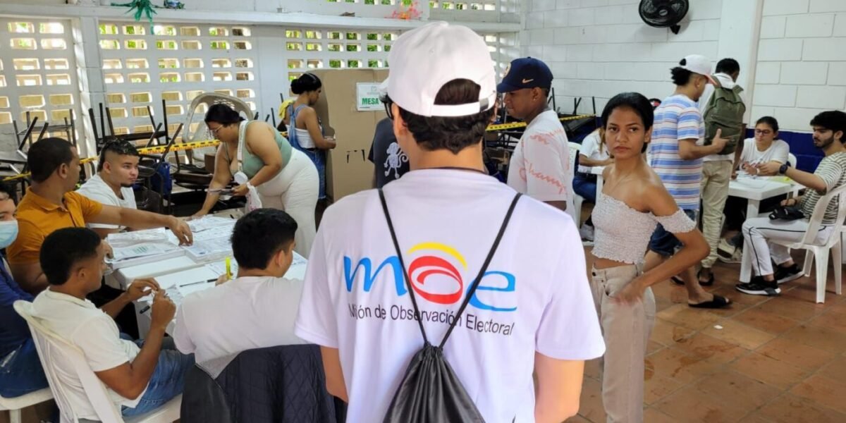 A una semana de elecciones alertan riesgo en 386 municipios colombianos