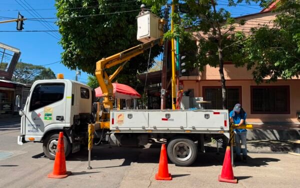 Tras fallas reactivan semáforo clave del sur de Neiva