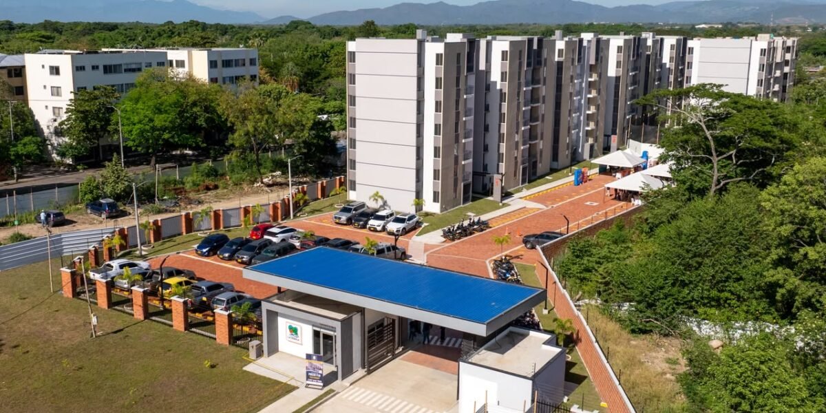 En Neiva 196 familias estrenan vivienda propia
