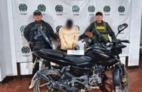 Capturan a hombre con moto alterada en Nátaga