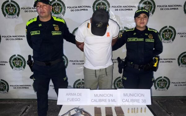 Interceptado con un revólver y más de 200 cartuchos rumbo a Neiva