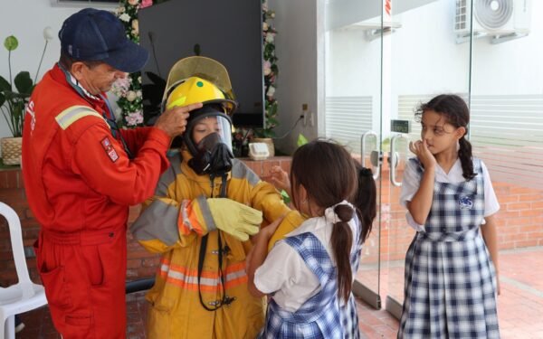 Ecopetrol promueve educación ambiental en colegios de Neiva