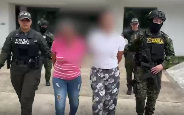 Capturan a dos mujeres por extorsión de $20 millones en Florencia